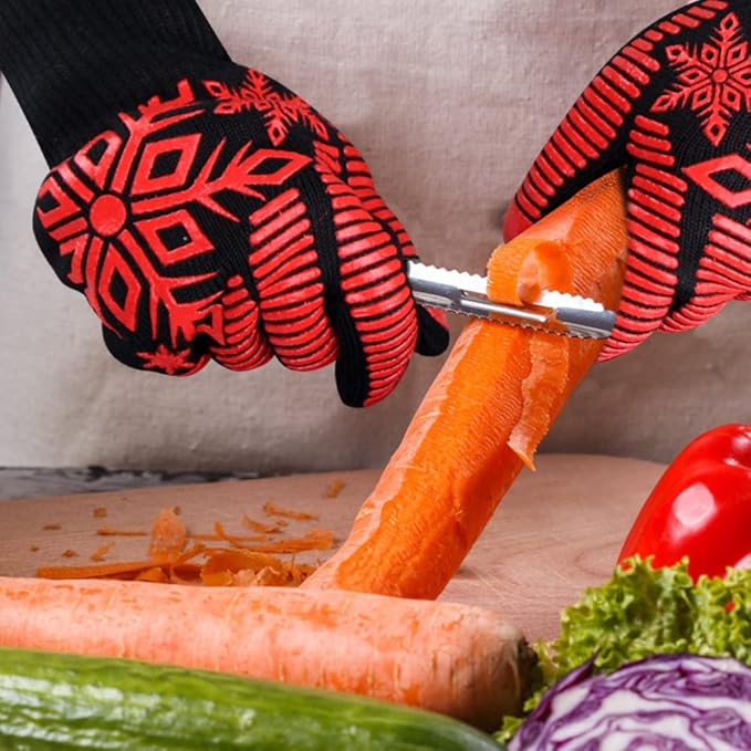 Comsmart BBQ Gloves, Heat Resistant Gloves, Silicone Non-Slip Grill Gloves, Fireproof Oven Gloves BBQ Grill Accessories for Grilling, Barbecue, Cooking, Baking, Red