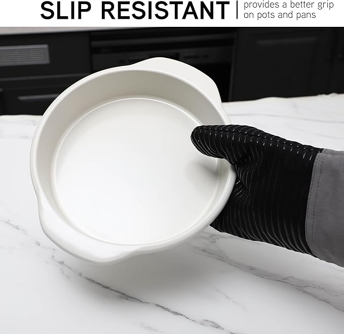 COOK WITH COLOR Silicone Oven Mitts- Heat Resistant Gloves with Soft Quilted Lining Oven Mitt Pot Holders for Cooking and BBQ, Black, Material Mitt Set