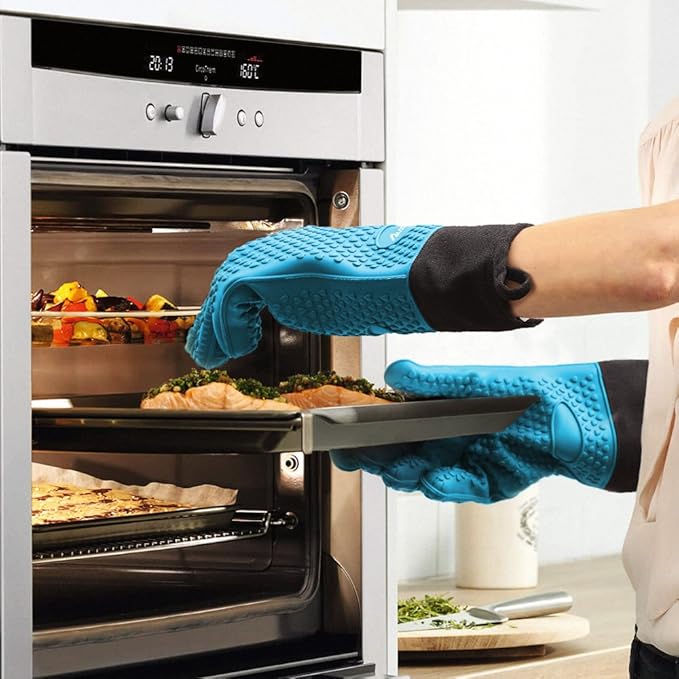 Silicone Cooking Gloves, Grilling Gloves, Heat Resistant Gloves BBQ Kitchen Silicone Oven Mitts, Long Waterproof Non-Slip Potholder for Barbecue, Cooking, Baking