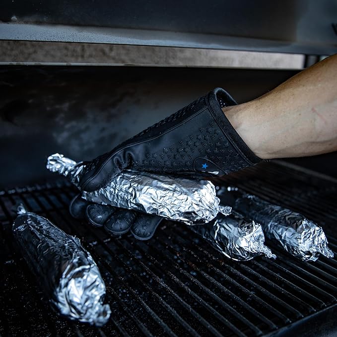 Silicone Oven Mitt - Heat Resistant BBQ Gloves with Fingers for Grilling or Smoker Pit, Easy Clean Waterproof Heat Proof Grill Glove for Baking & Cooking (Black)