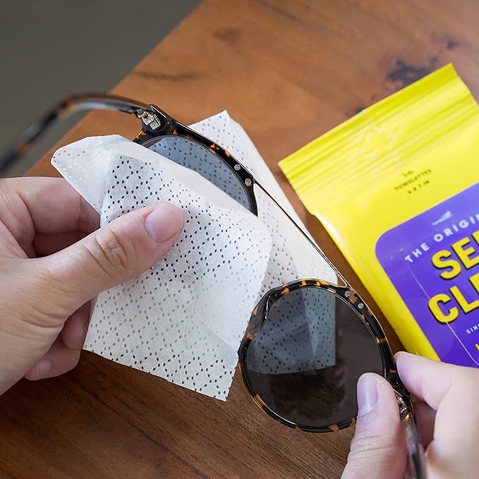 See Clear Original Lens Cleaning Wipes - Pre-Moistened Eyeglass & Screen Cleaning Cloth Towelettes - Streak Free, Scratch Free Lens & Electronic Screen Cleaner - 12 Resealable Packs of 16 (192 Wipes)