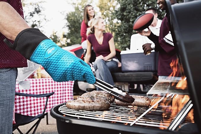Silicone Cooking Gloves, Grilling Gloves, Heat Resistant Gloves BBQ Kitchen Silicone Oven Mitts, Long Waterproof Non-Slip Potholder for Barbecue, Cooking, Baking