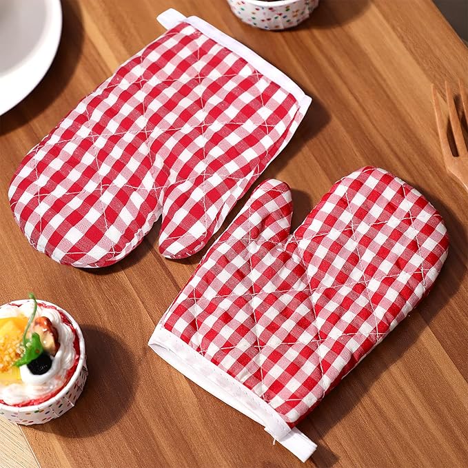 2Pcs Oven Mitts for Play Kitchen, Anti- Scald Gloves Microwave Oven Gloves Kitchen Mitts for Safe Baking Cooking ( Red Checkered )