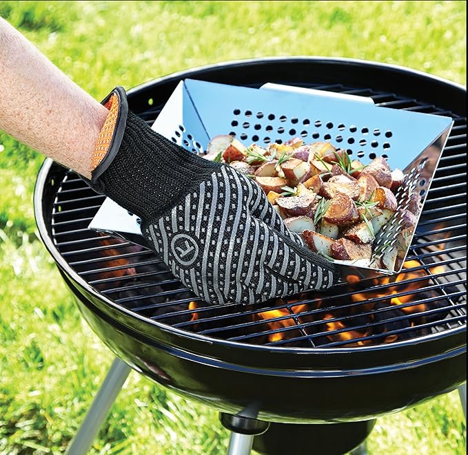 Outset Professional High Temperature Heat Deluxe Grill Glove, Small/Medium
